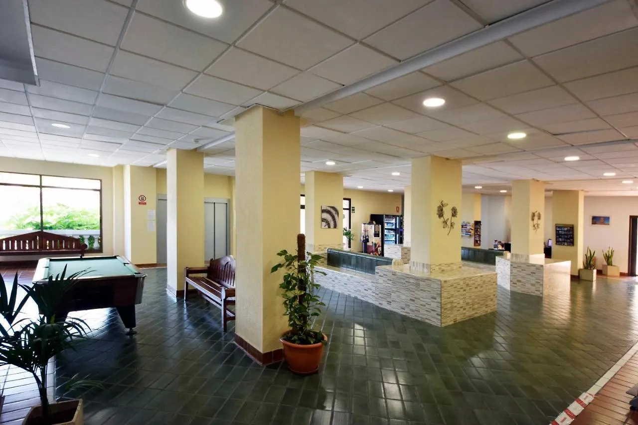 Apartment Peaceful & Bright Loft, Heated Pool, Netflix, Free Wifi & Parking, Tennis Los Cristianos