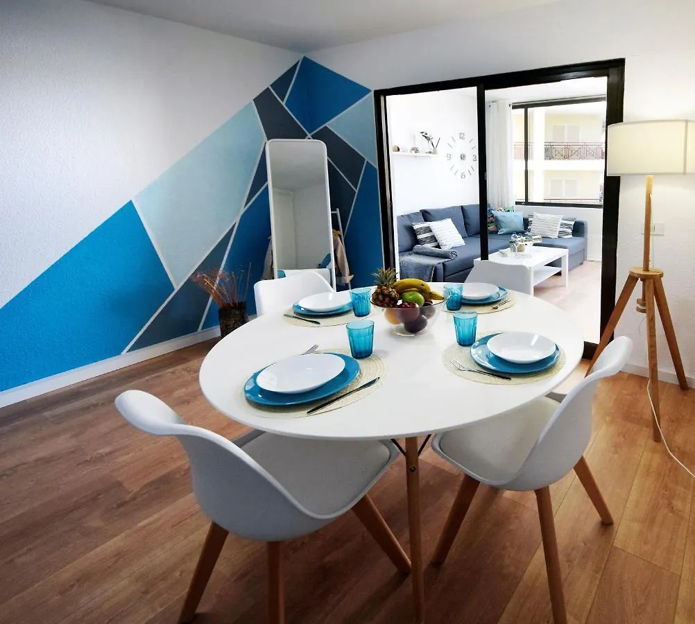 Peaceful & Bright Loft, Heated Pool, Netflix, Free Wifi & Parking, Tennis Los Cristianos  España